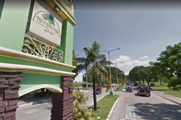 Discover Your Dream House for Sale in Greenwoods Executive Village